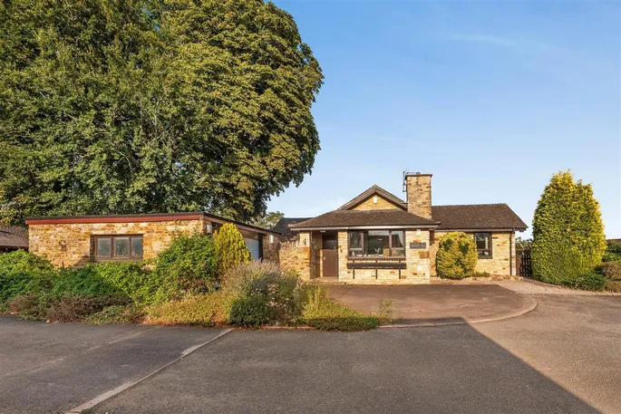 Property carousel image 23