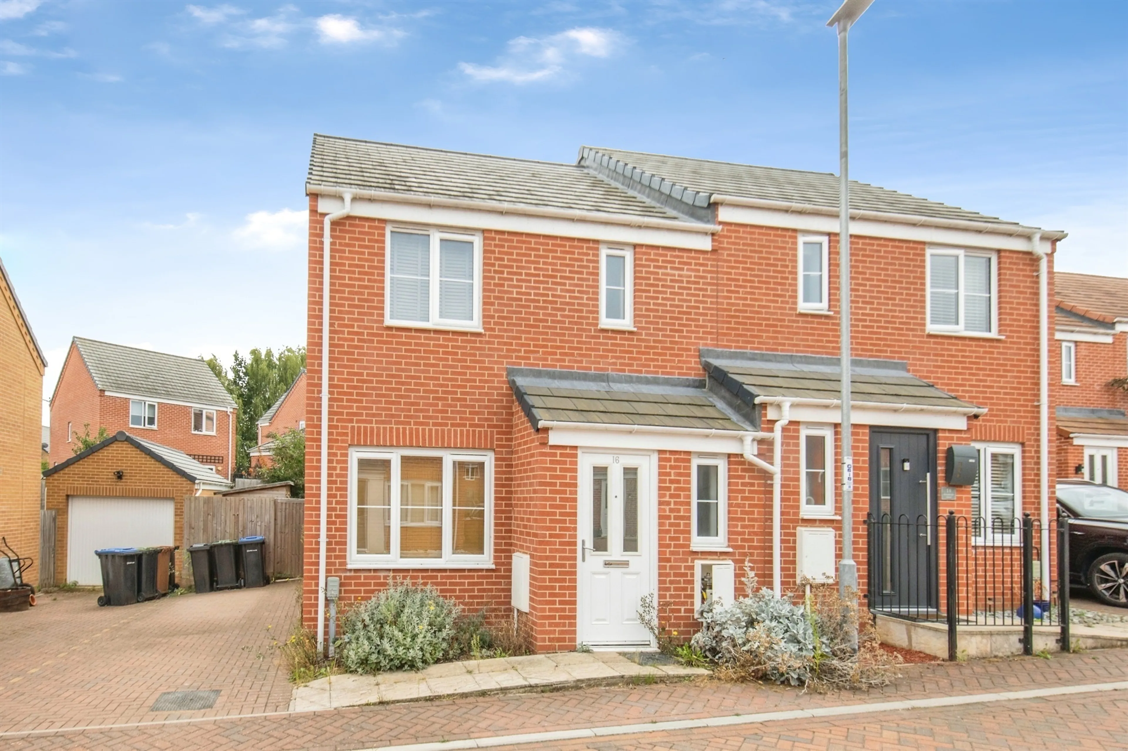 Property photo 0