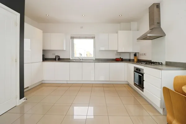 Buttercup Crescent, Emersons Green, B...
