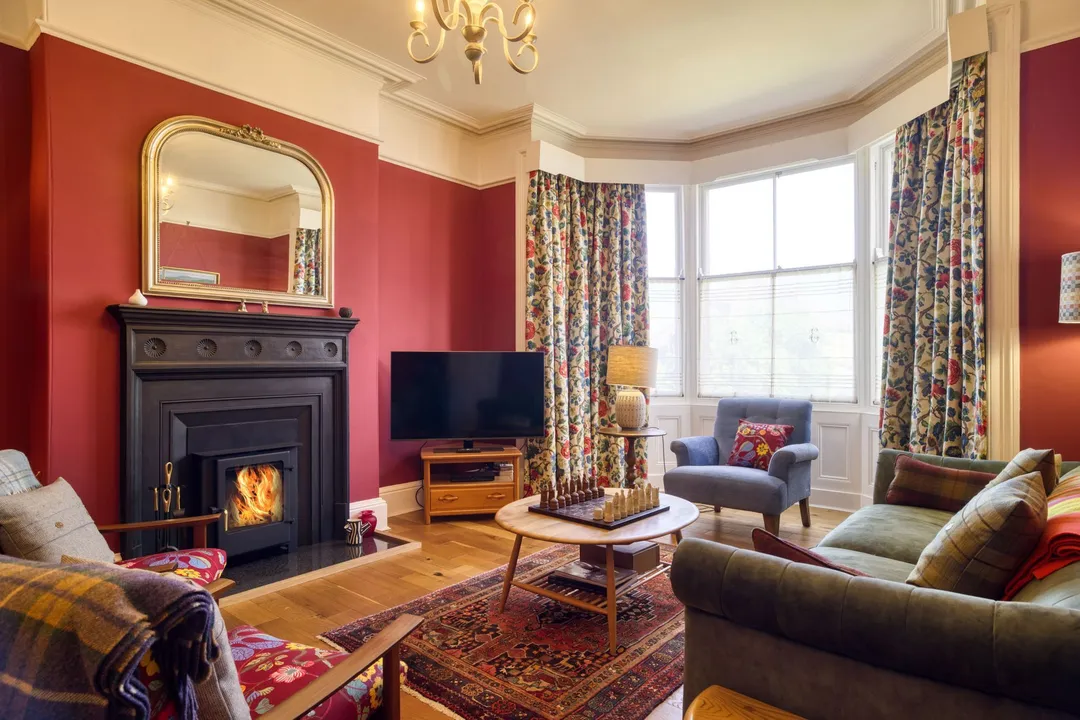https://mr0.homeflow-assets.co.uk/files/photo/image/48176/3775/_x_/003A3467_HDR-37.jpg