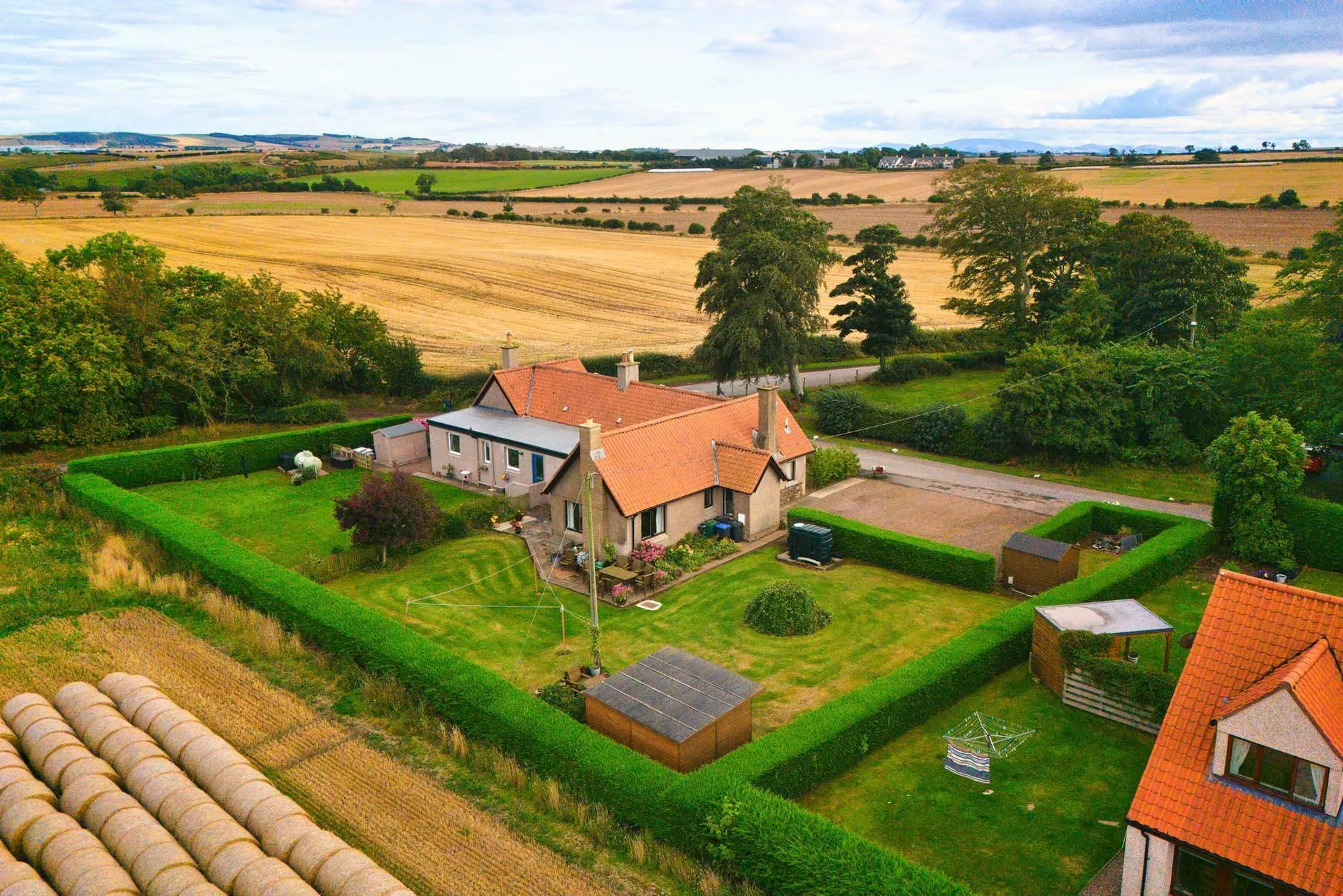 Property photo top 1