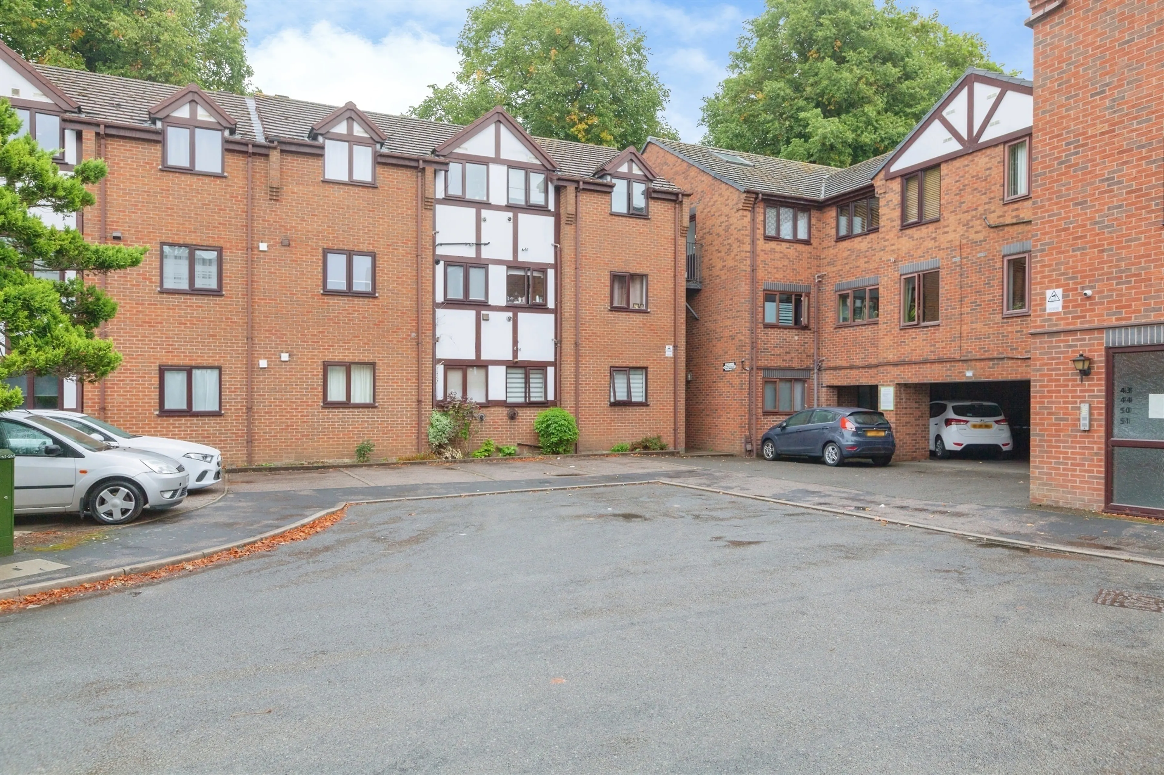 Property photo 0
