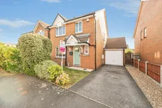 Hawthorne Drive, Gildersome, Leeds