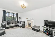 Hawthorne Drive, Gildersome, Leeds