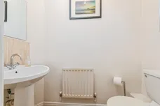 Hawthorne Drive, Gildersome, Leeds