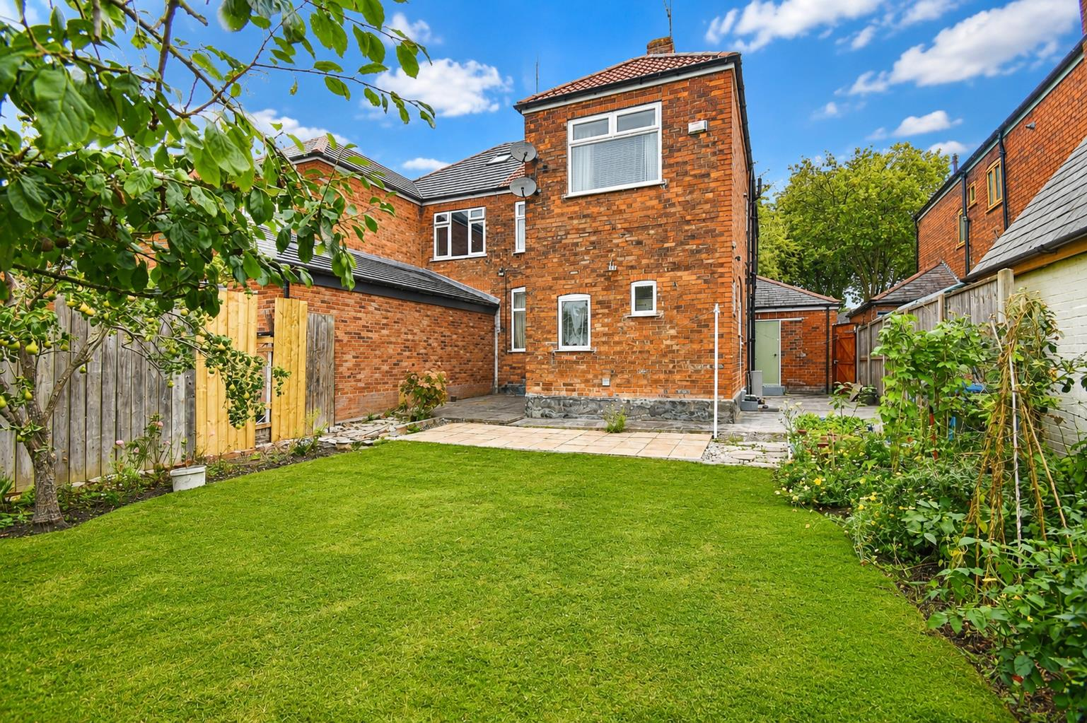 Cottingham Road, Hull Image 14