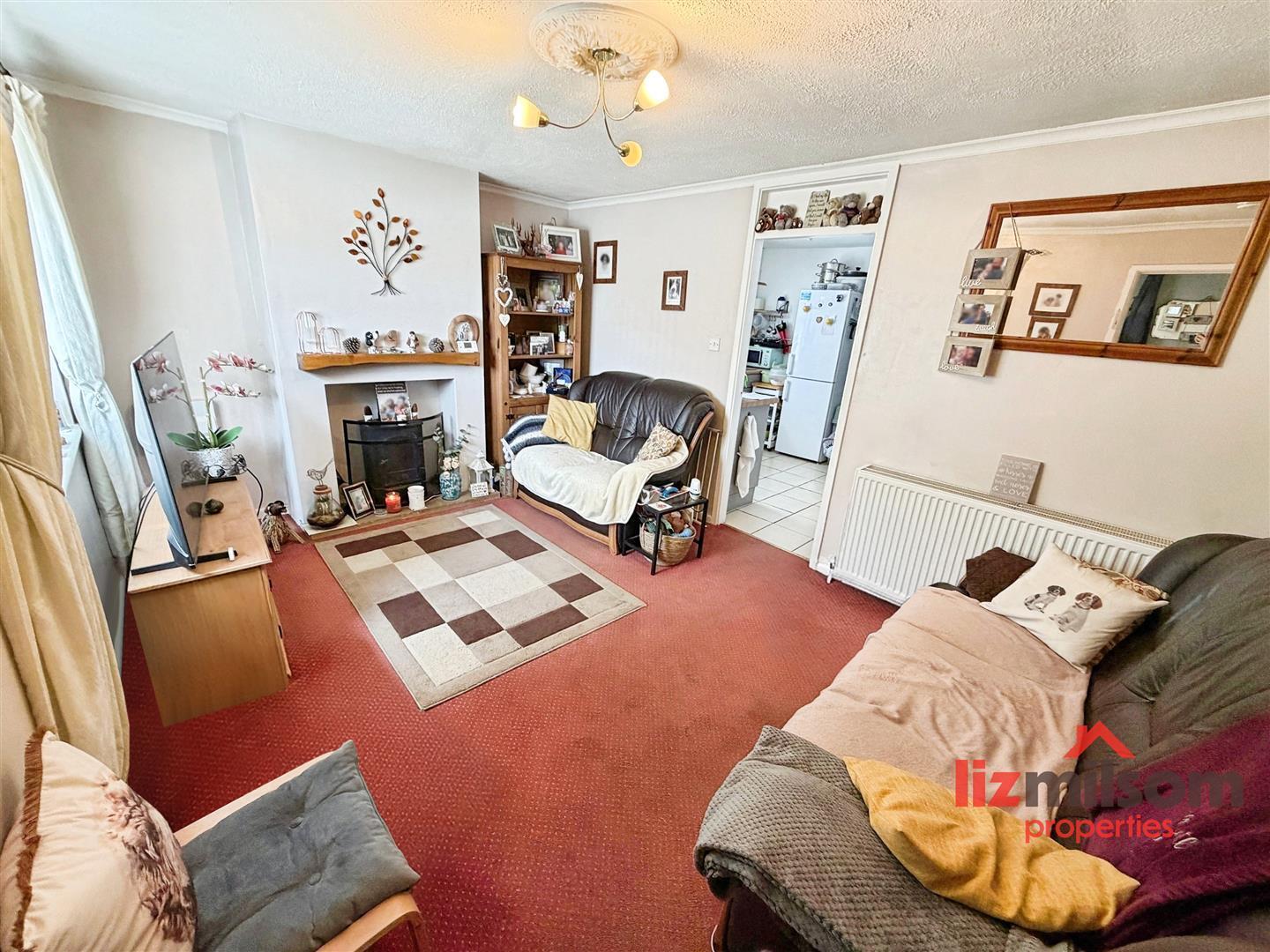 Meadow Lane, Newhall, Swadlincote Image 3