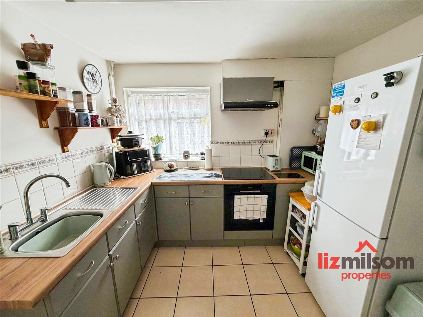 Meadow Lane, Newhall, Swadlincote Image 5