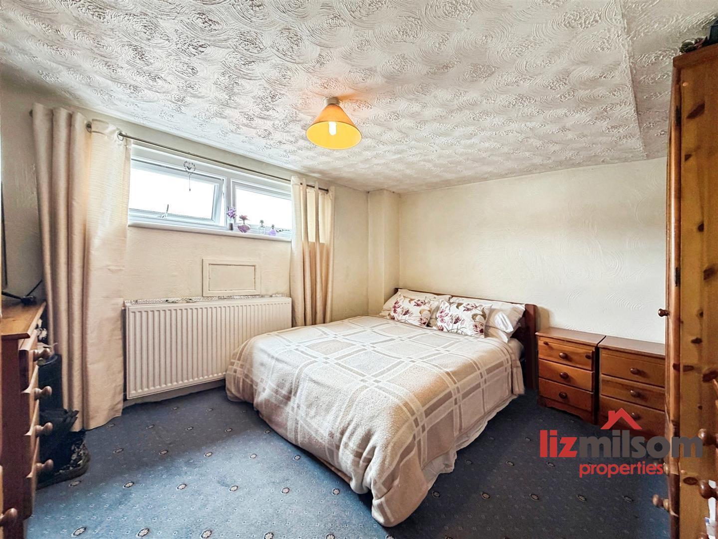Meadow Lane, Newhall, Swadlincote Image 12