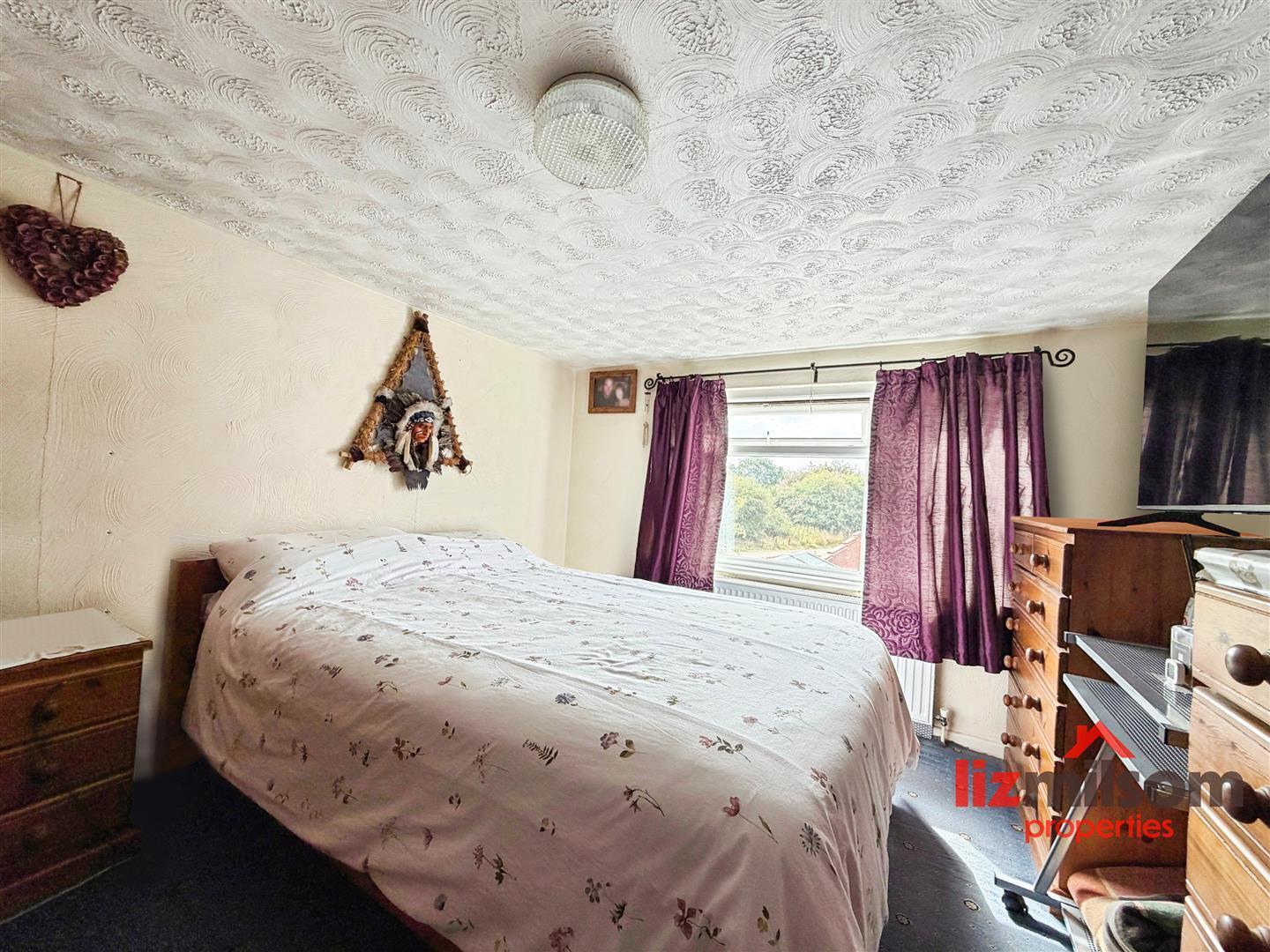 Meadow Lane, Newhall, Swadlincote Image 13