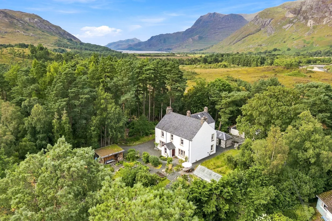 https://mr0.homeflow-assets.co.uk/files/photo/image/48176/7690/_x_/20260826-Scotland-Kinlochewe-160404.jpg
