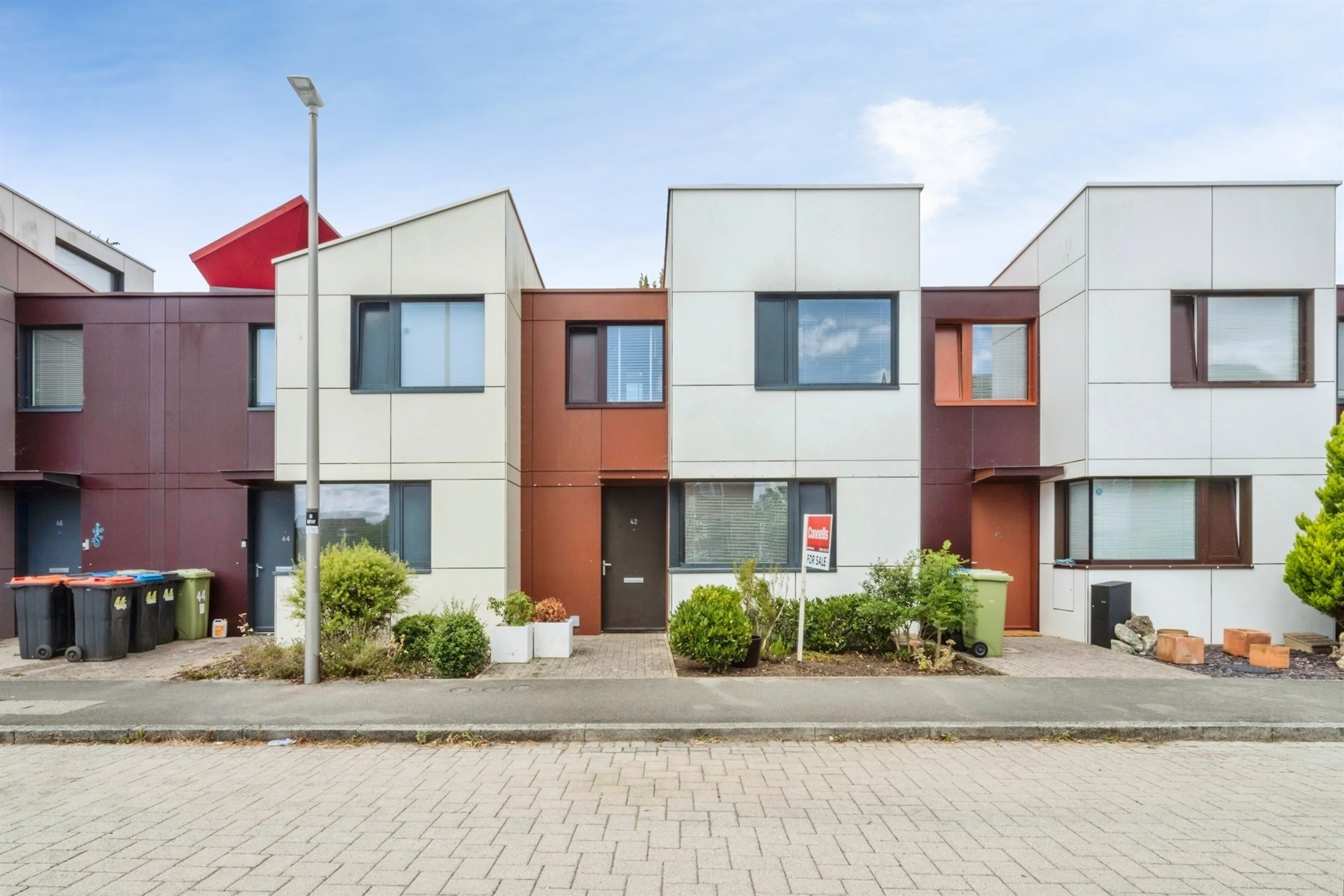 Property photo 0