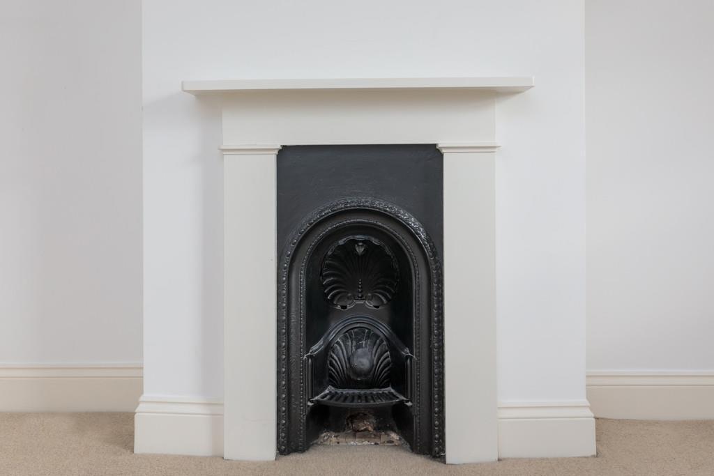 Warrington Crescent, London Image 12