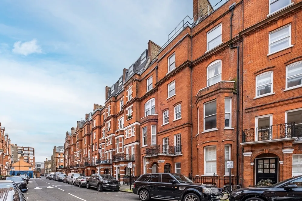 Egerton Gardens Knightsbridge SW3 photo 4