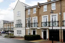 Gillis Square London SW15 photo 3
