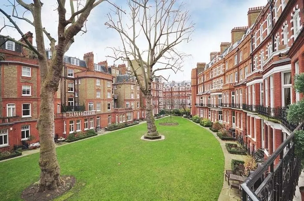 Egerton Gardens Knightsbridge SW3 photo 10