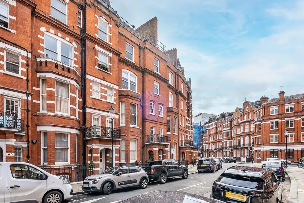 Egerton Gardens Knightsbridge SW3 photo 11