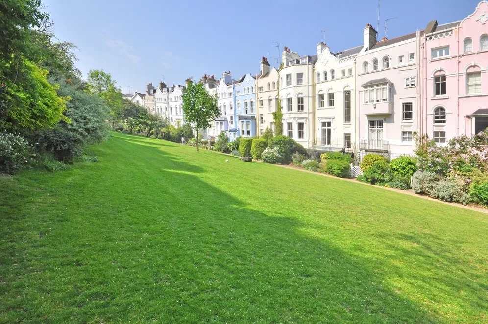 Ladbroke Grove, Notting Hill photo 9