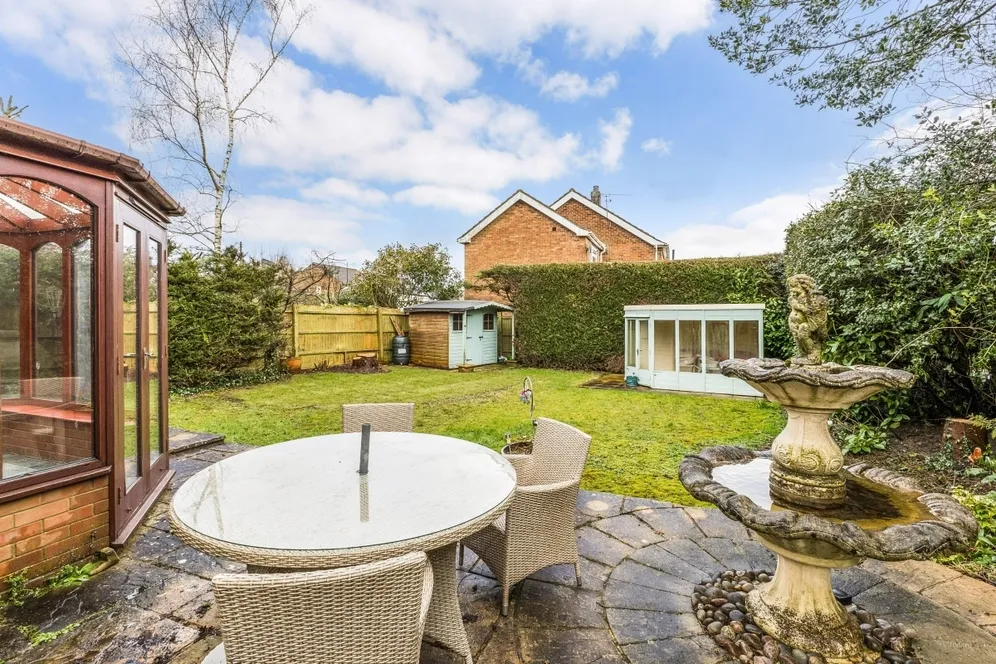 Salmons Lane Prestwood HP16 photo 12