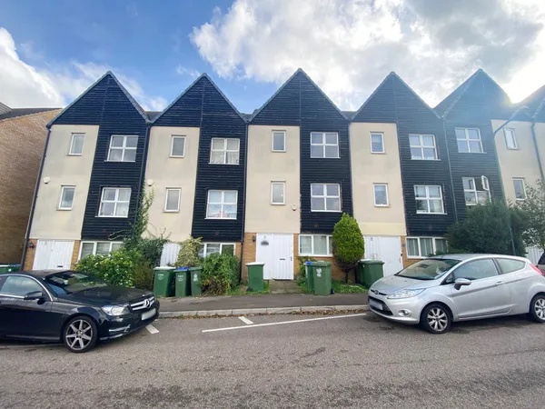 Cloudeseley Close, Sidcup, DA14