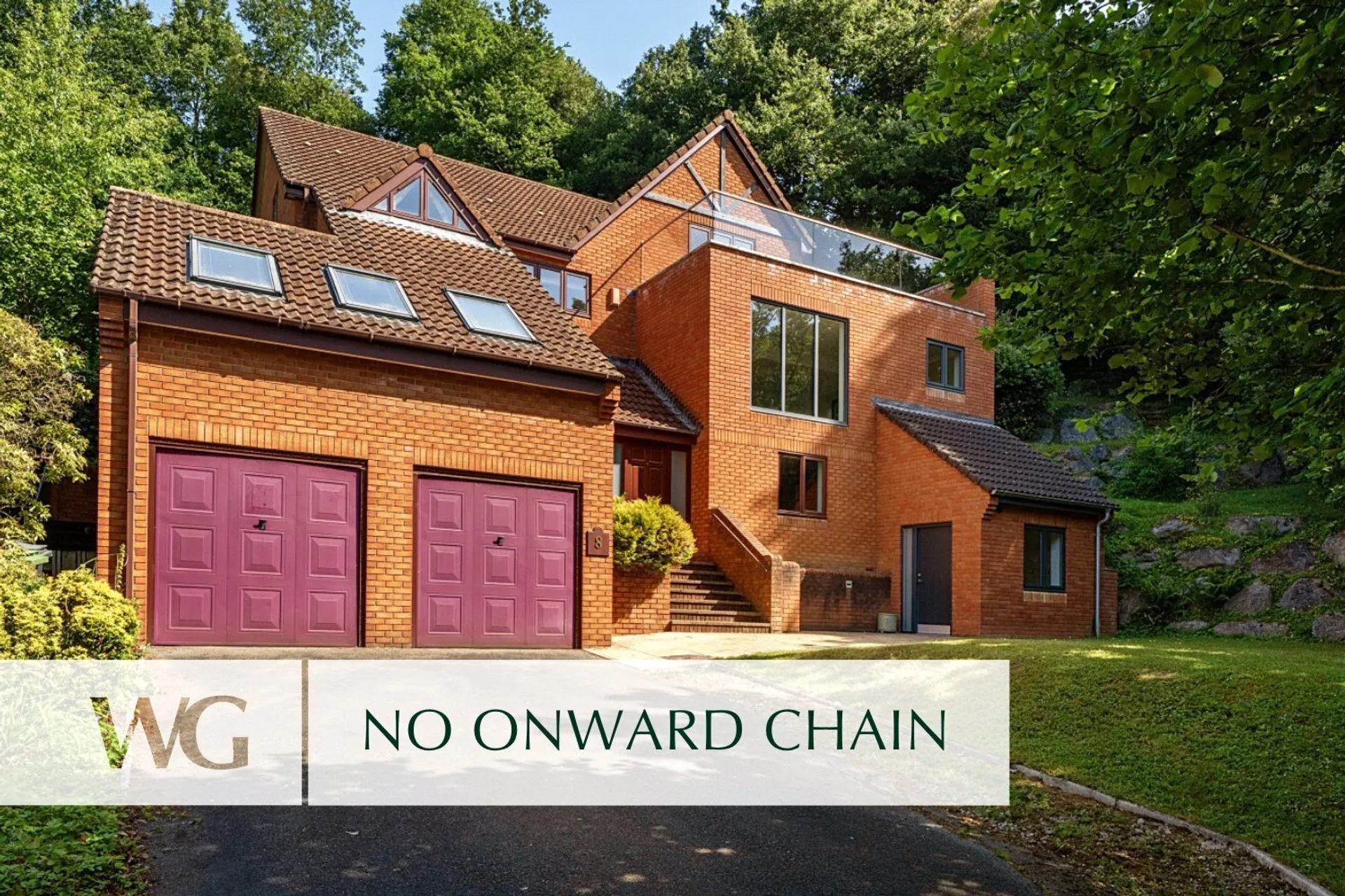 Property photo top 0