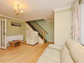 Winford Drive, Broxbourne thumb 3
