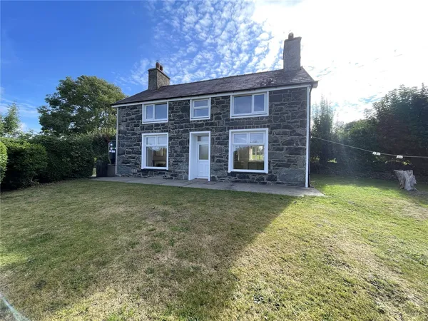 Llanfaglan, Caernarfon, Gwynedd, LL54
