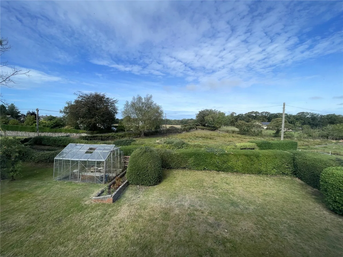Llanfaglan, Caernarfon, Gwynedd, LL54