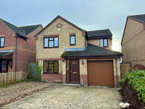 Charles Melrose Close, Mildenhall, BURY ST. EDMUNDSphoto