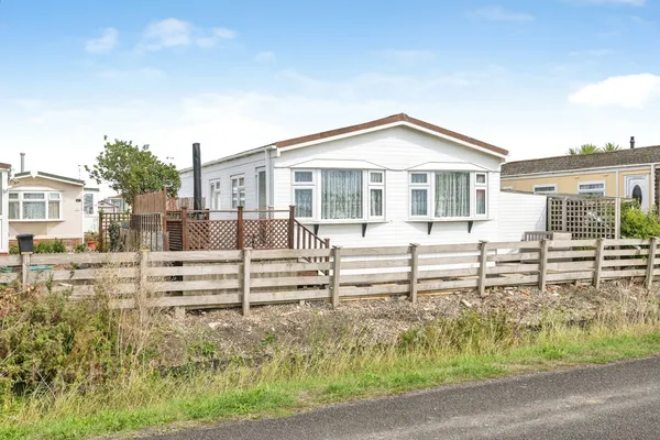 Poplar Walk, Oaktree Park, Locking, W...
