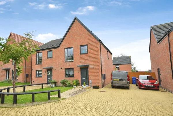 Woodcote Way, Chesterfield, Derbyshir...
