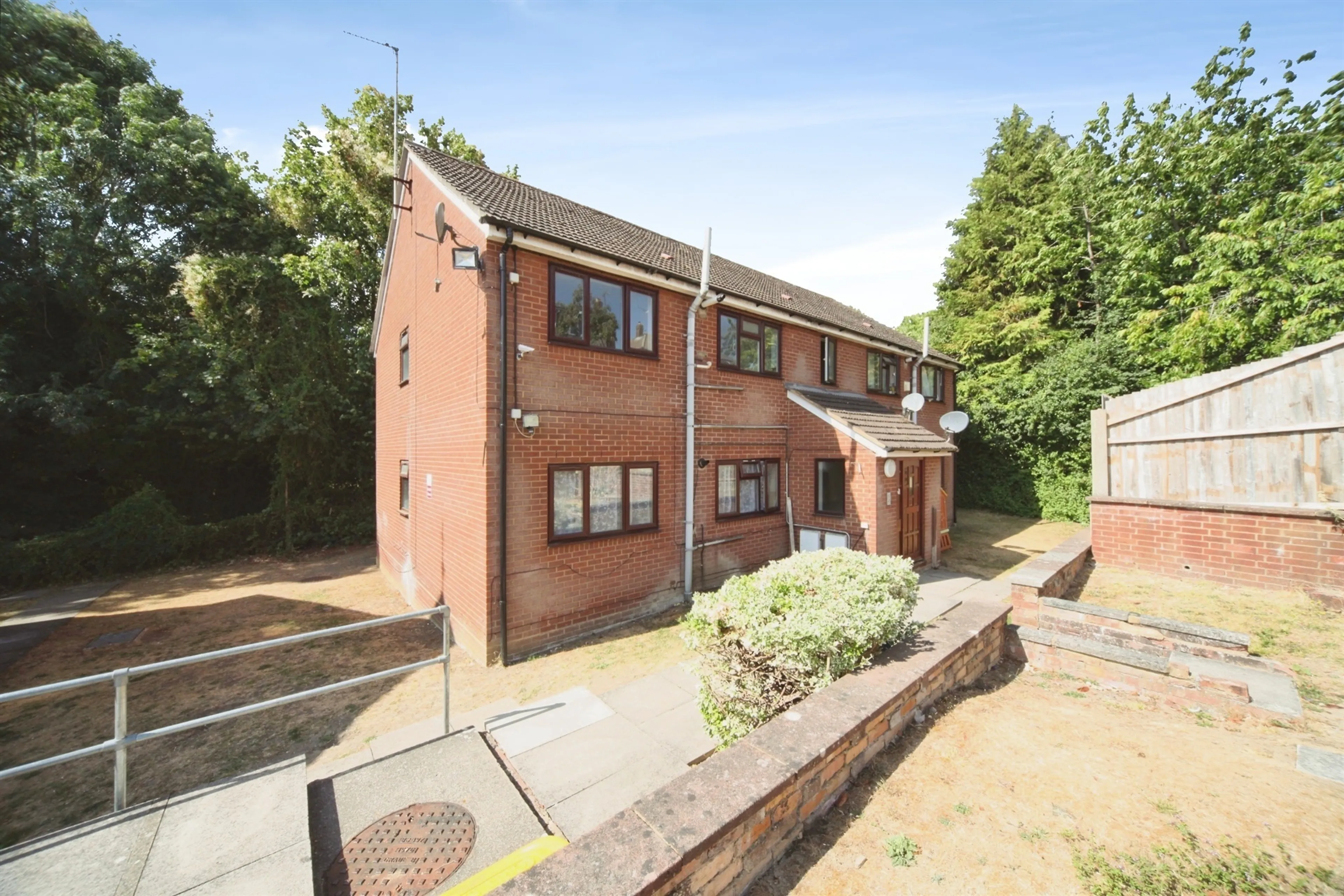 Property photo 0
