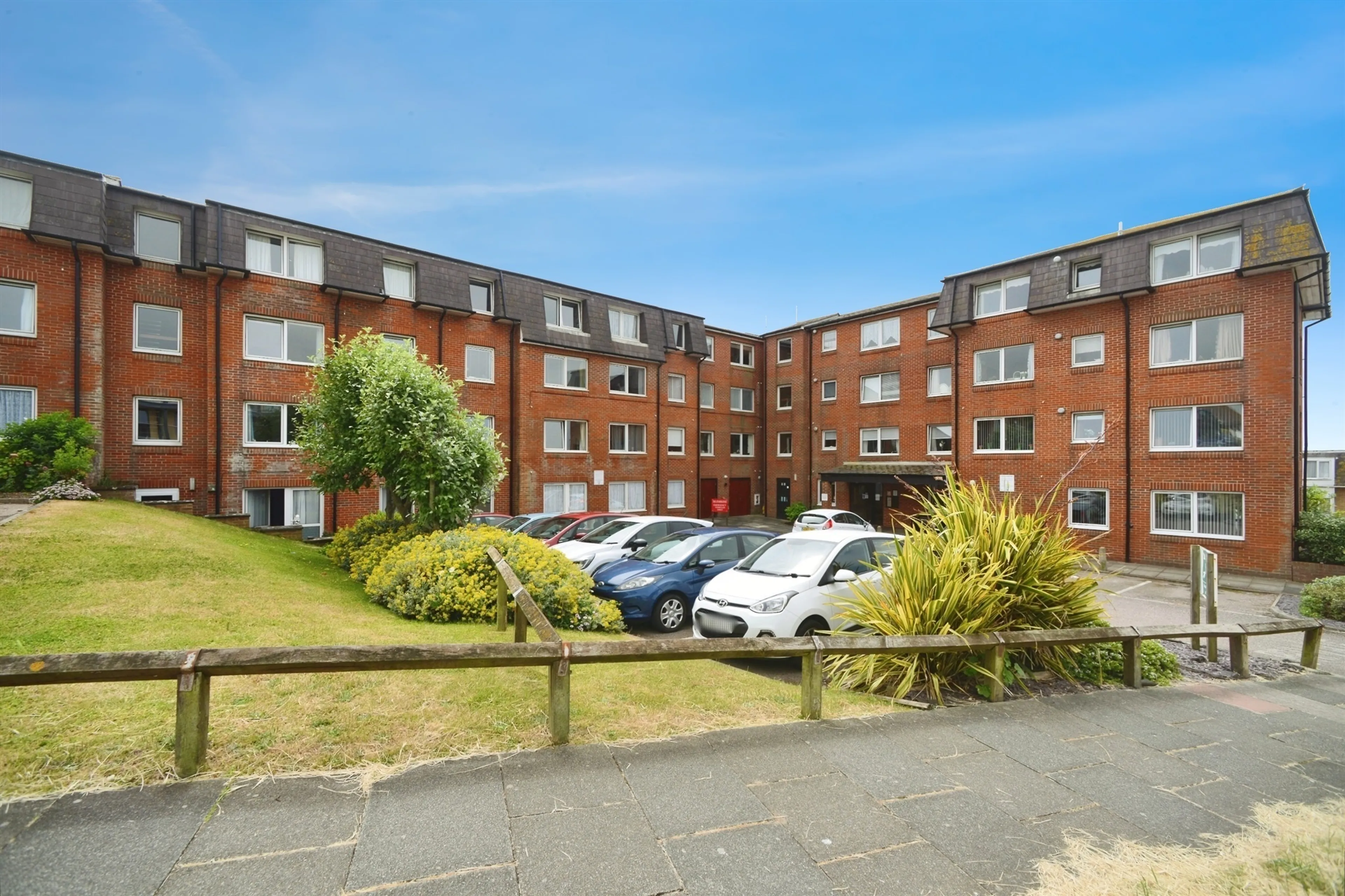 Property at Longridge Avenue, Saltdean, Brighton