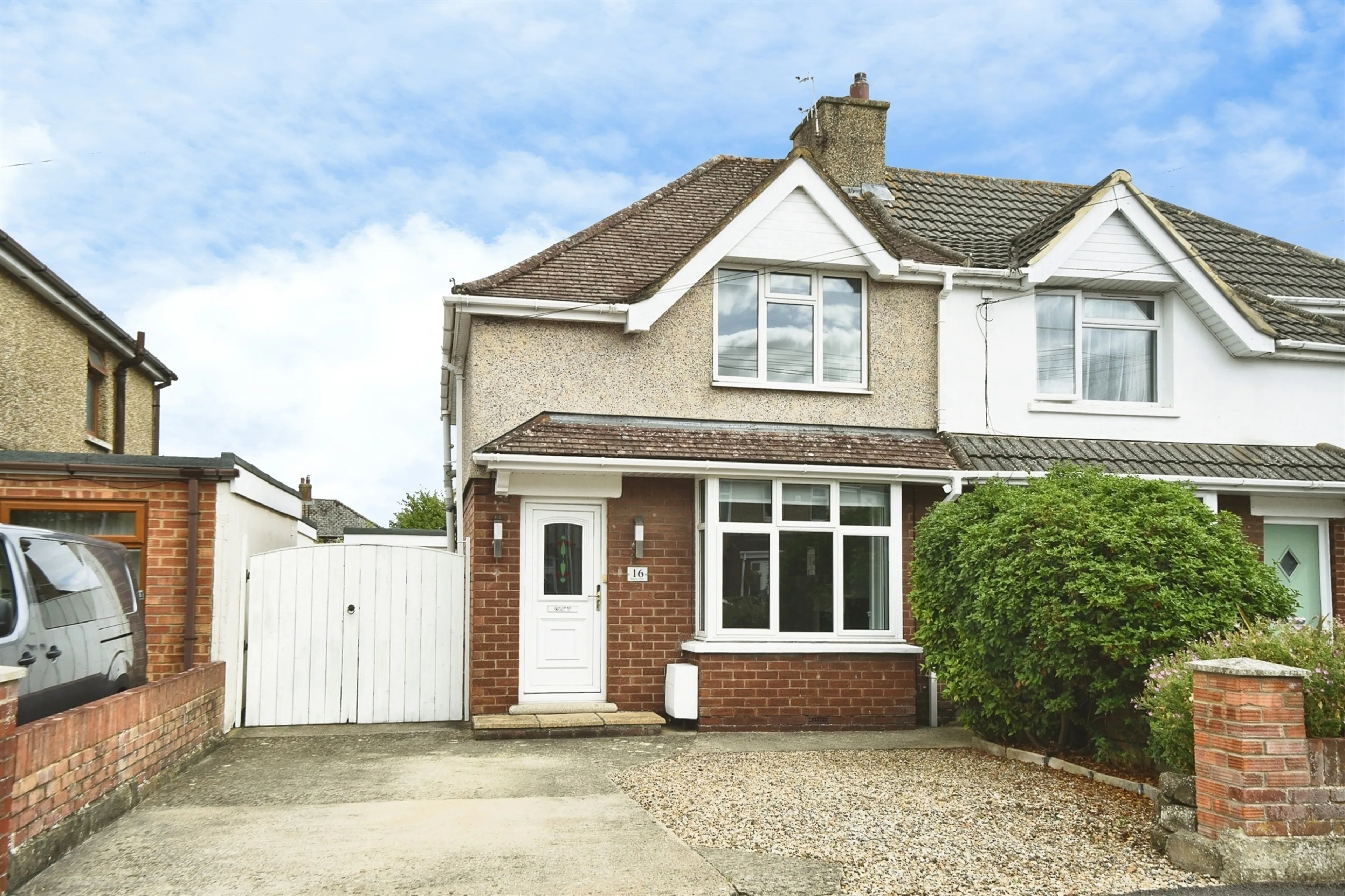 Property at Shipton Grove, Swindon