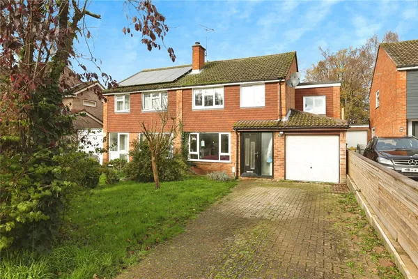 Woodlands Close, Sarisbury Green, Sou...