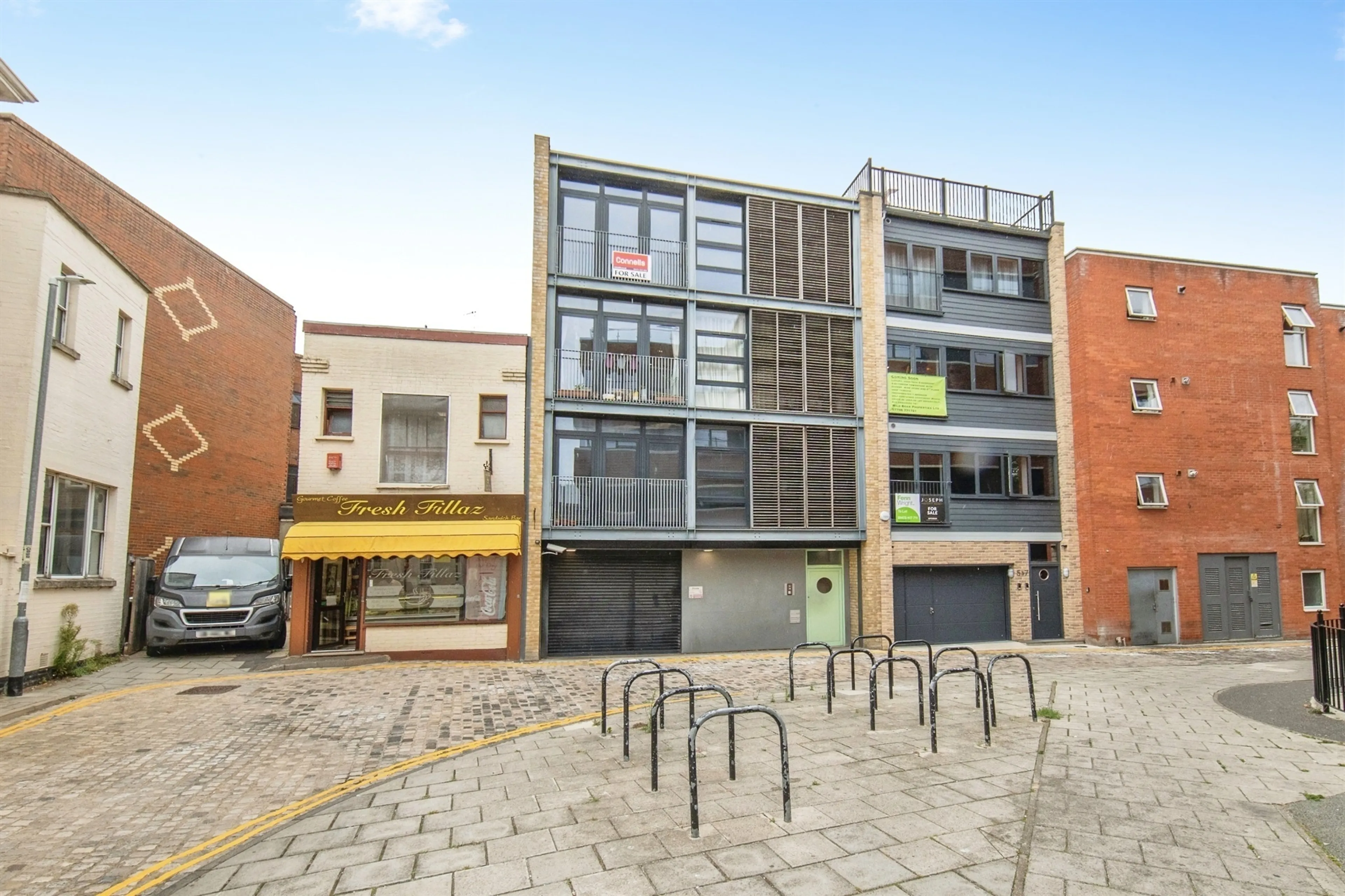 Property photo 0