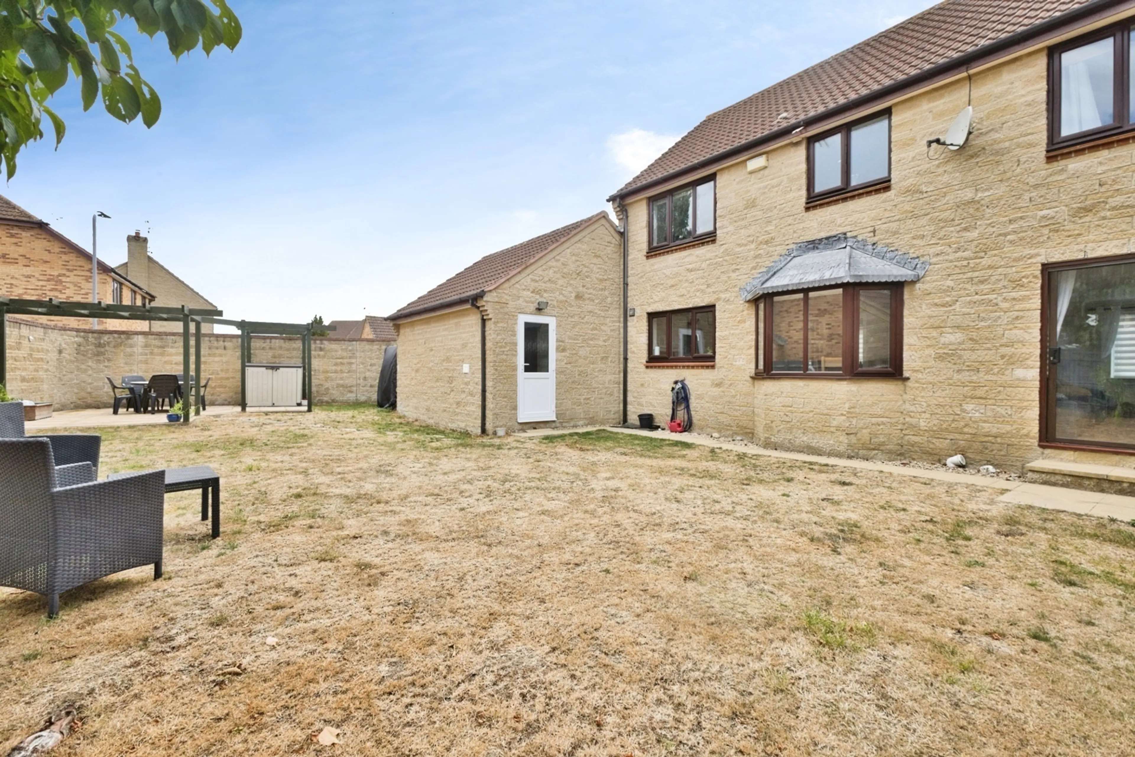 Property photo 28