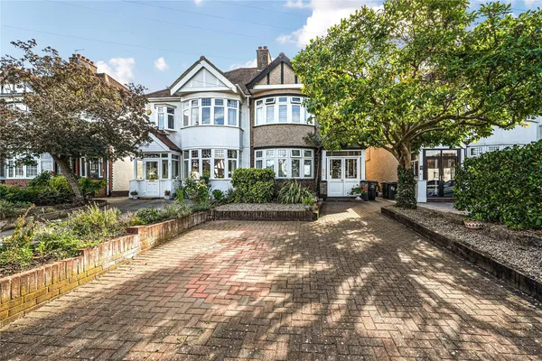 Hawes Lane, West Wickham, BR4