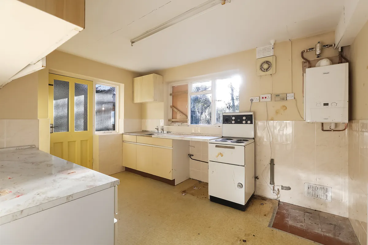 Wheelers Lane, Smallfield, Horley, Surrey, RH6