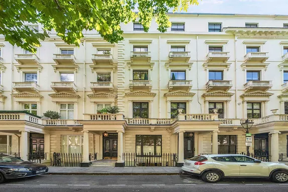 Queen's Gardens, London, W2