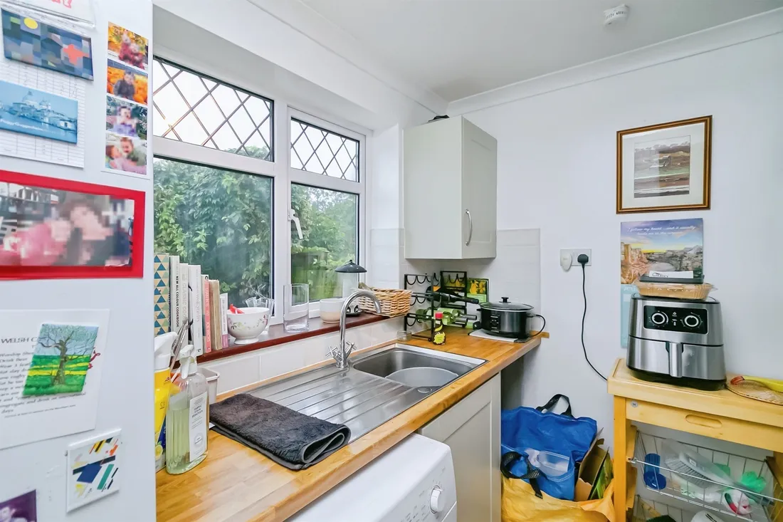 Property photo 28