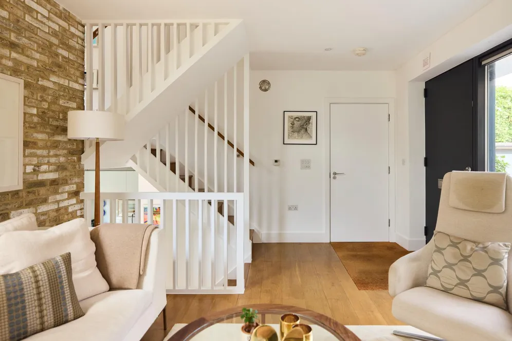 Essex Mews, London, SE19 photo 9