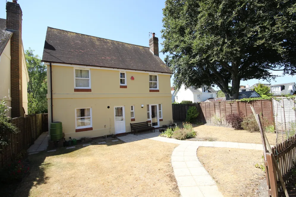 High Street, Selborne, GU34 photo 8