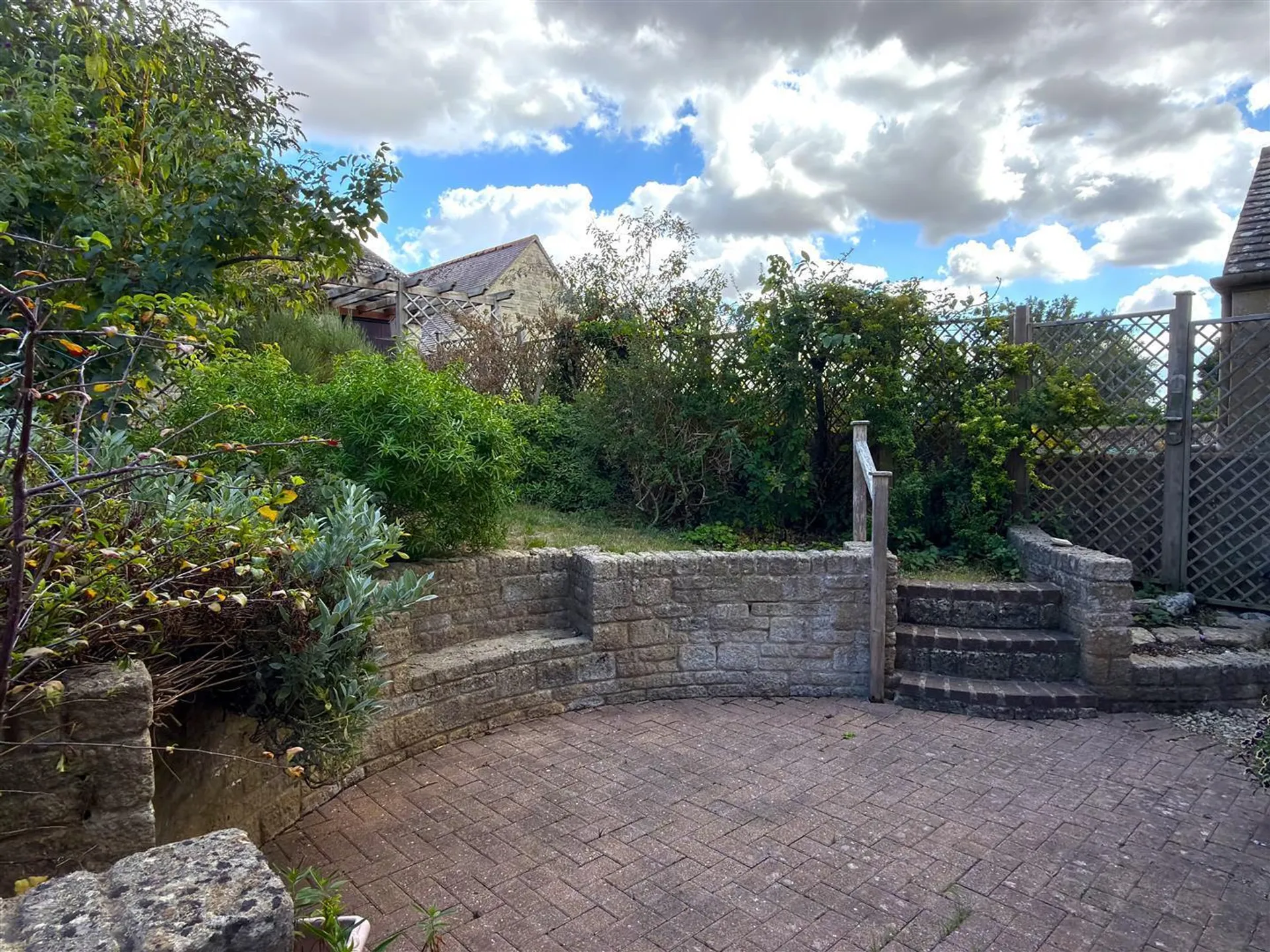 Property photo top 1