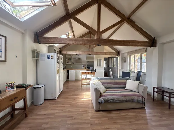 Shrob Lodge, Old Stratford, MK19 photo 4