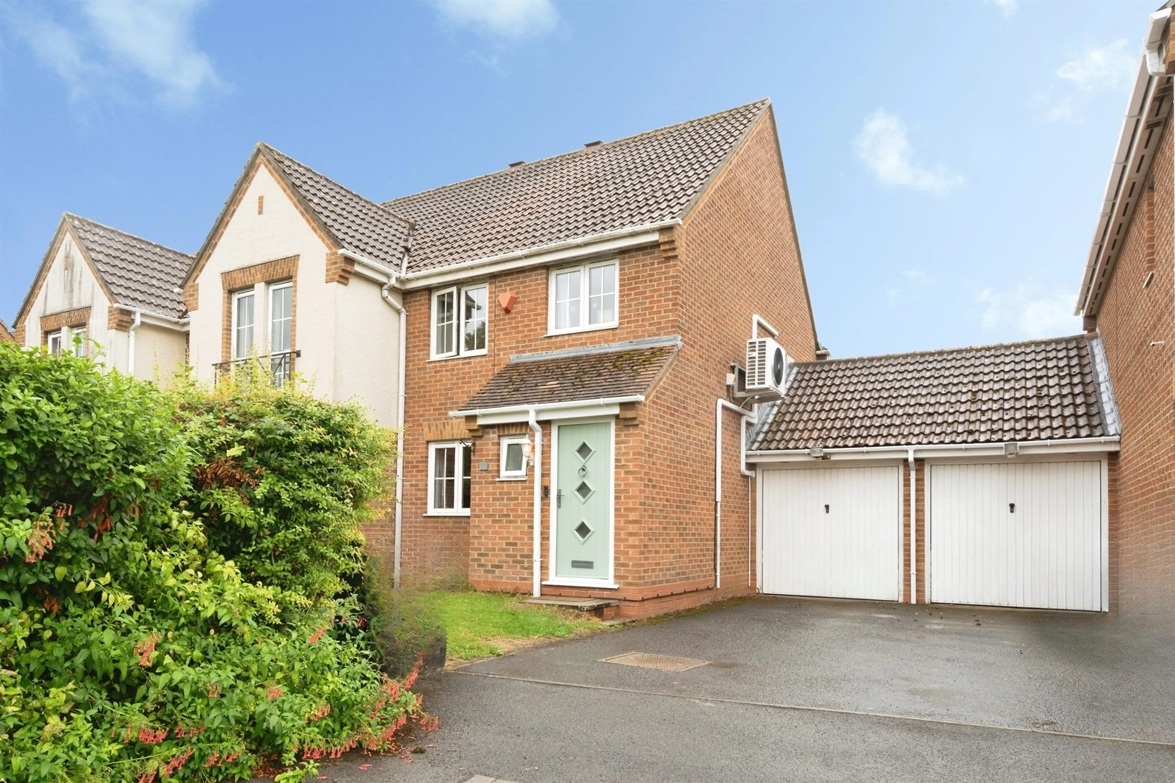 Property photo 0