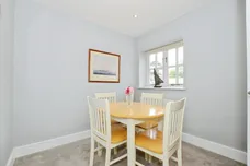 Fullers Grove, Chesham