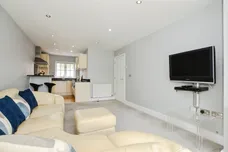 Fullers Grove, Chesham