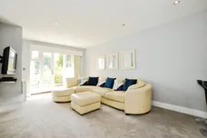 Fullers Grove, Chesham