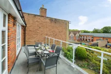 Fullers Grove, Chesham